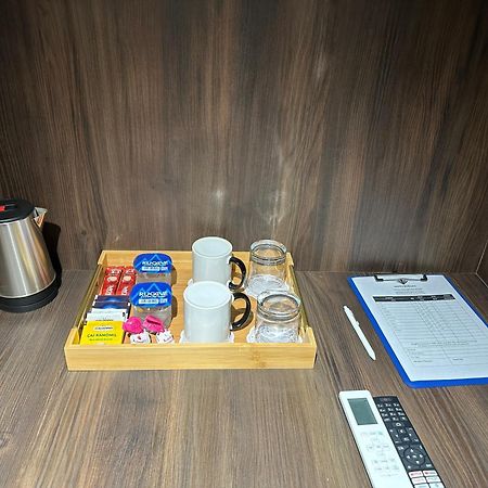 Hotel Europa Prishtina Pristina Buitenkant foto